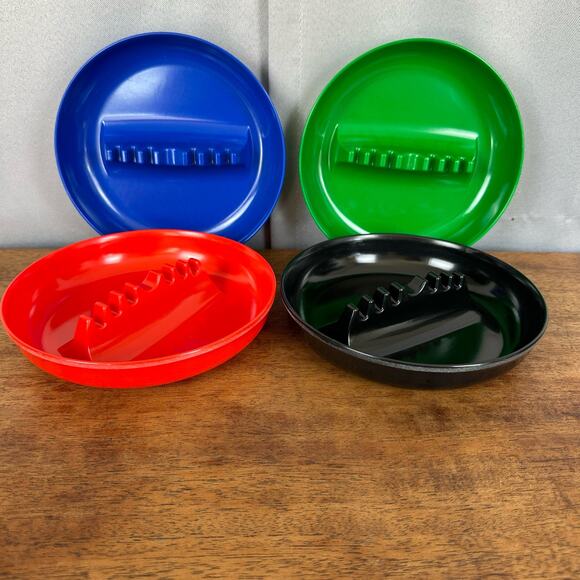 New Multi Color Red Black Green Blue BESUPERT 7" Plastic Bar Ashtrays 4 Pack - Picture 1 of 7
